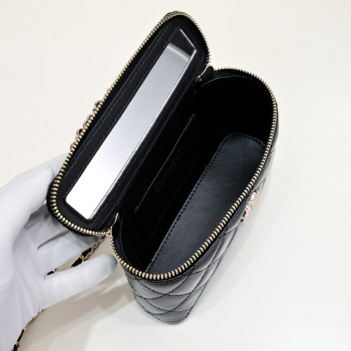 Chanel 23K Petal Metal Handle Shoulder Bag Handbag - Image 8