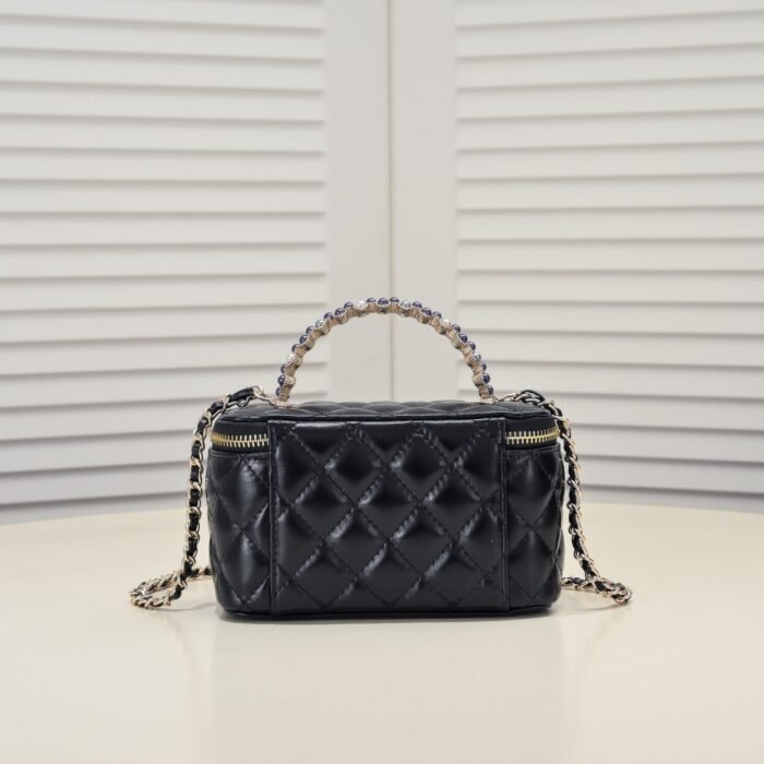 Chanel Pearl Handle Box Bag Makeup Shoulder Bag Handbag - Image 3