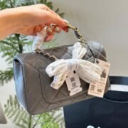 ⁦CHANEL HANDLE MINI CF Handbag⁩ - الصورة ⁦14⁩