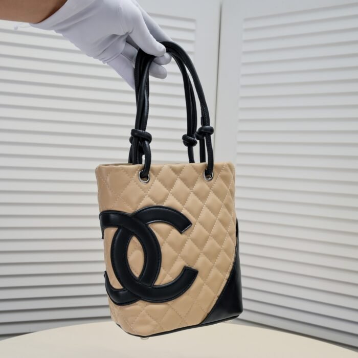 ⁦Chanel Ligne Cambon Mini Vintagep  Shoulder Bag Handbag⁩ - الصورة ⁦5⁩