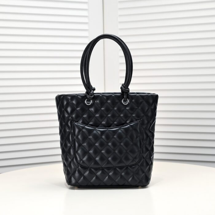⁦Chanel 24A Vintagep Shoulder Bag Handbag⁩ - الصورة ⁦3⁩