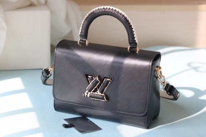 Louis Vuitton LV Twist Shoulder Crossbody Handbag M22236 - Image 5