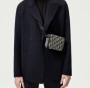 ⁦DIOR Oblique Classic Embroidery Crossbody Bag⁩ - الصورة ⁦3⁩