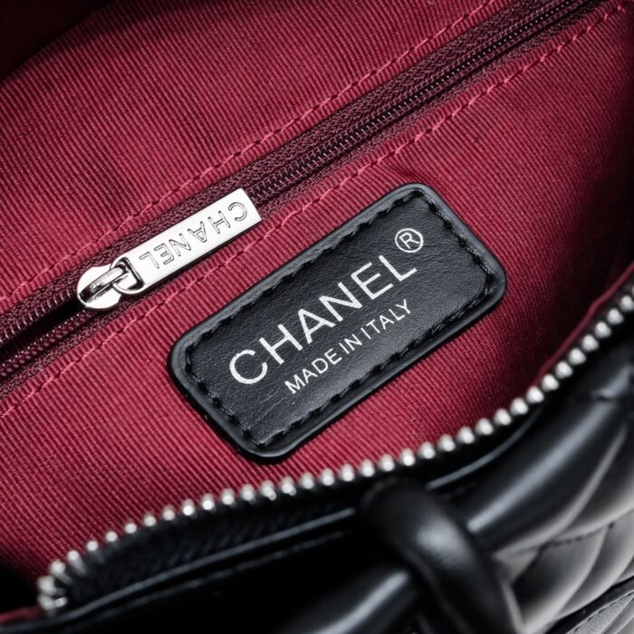 ⁦Chanel 24A Vintagep Shoulder Bag Handbag⁩ - الصورة ⁦9⁩