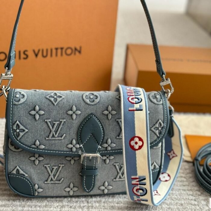 Louis Vuitton LV Diane Shoulder Bag Crossbody Bag Tote bag - Image 1