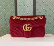 ⁦Gucci GG Marmont Velvet Mini Shoulder Bag⁩ - الصورة ⁦7⁩