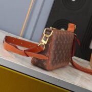 ⁦Louis Vuitton LV Pochette Accessoire XL  Handbags Shoulder Bags M11623 & M11741⁩ - الصورة ⁦10⁩