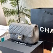 ⁦CHANEL HANDLE MINI CF Handbag⁩ - الصورة ⁦15⁩