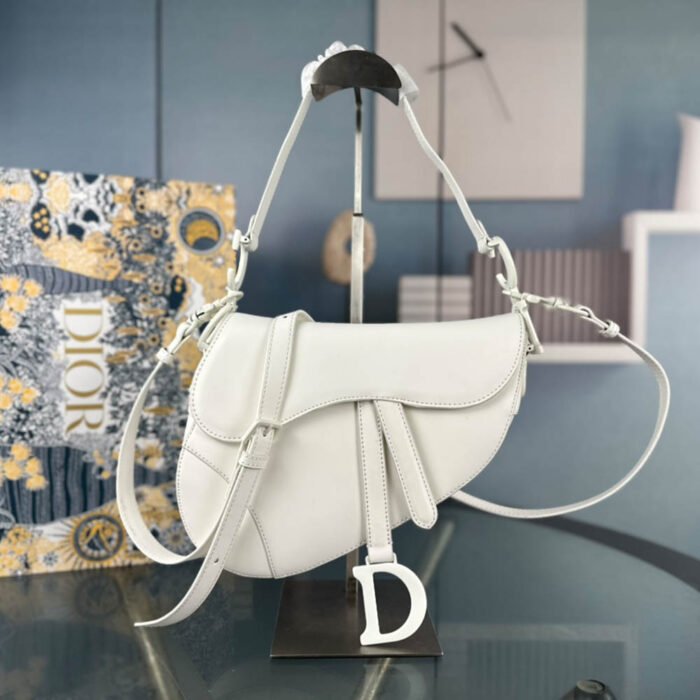 Dior Saddle Bag Matte Leather Shoulder Bag  (Replica) - Image 8