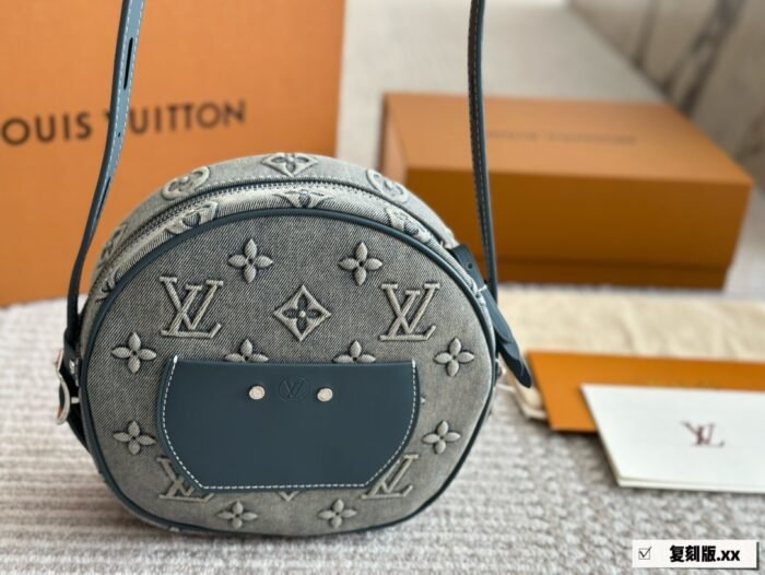 ⁦Louis Vuitton Denim Shoulder Bag Handbag⁩ - الصورة ⁦5⁩