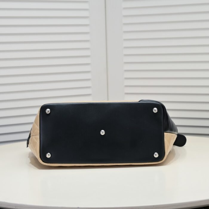 Chanel 24A Vintagep Shoulder Bag Handbag - Image 4