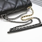 Chanel Lambskin Quilted Medium19 Flap Shoulder Bag Handbag - Image 7