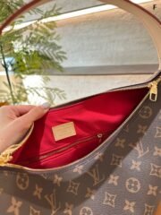 ⁦Louis Vuitton Slouchy MM M12098 Shoulder Handbag⁩ - الصورة ⁦9⁩