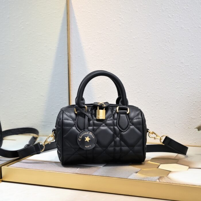 Dior Groove 20 Macrocannage Shoulder Crossbody Tote Bag - Image 2