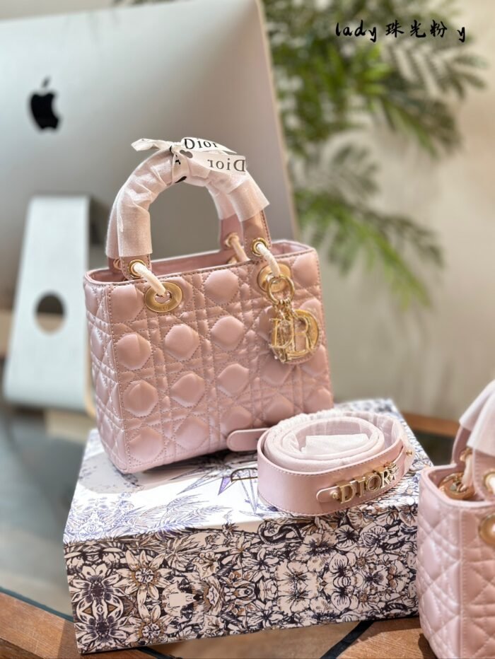 Dior Lady Dior Shoulder Bag Handbag - Image 4