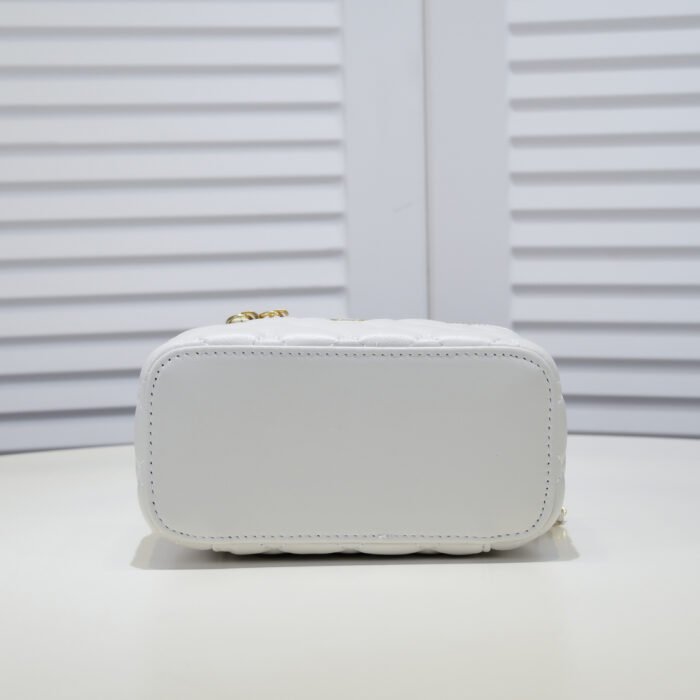 Chanel  Golden·Ball Makeup Box Bag  Shoulder Bag Handbag - Image 4