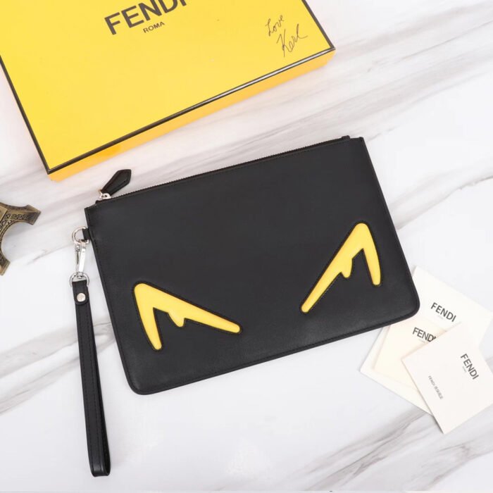 ⁦FENDI Printed Canvas Clutch Toiletry Bag⁩ - الصورة ⁦11⁩