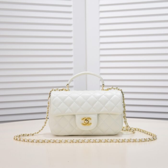 ⁦Chanel Handle Shoulder Bag Handbag⁩ - الصورة ⁦1⁩