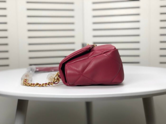 Chanel Lambskin Quilted Small 19 Flap Shoulder Bag Handbag - Image 2