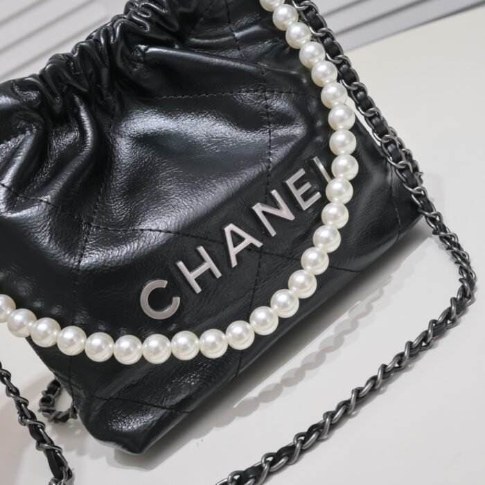 ⁦Chanel 22S Trash Bag Mini Pearl Bag Shoulder Bag Handbag⁩ - الصورة ⁦6⁩