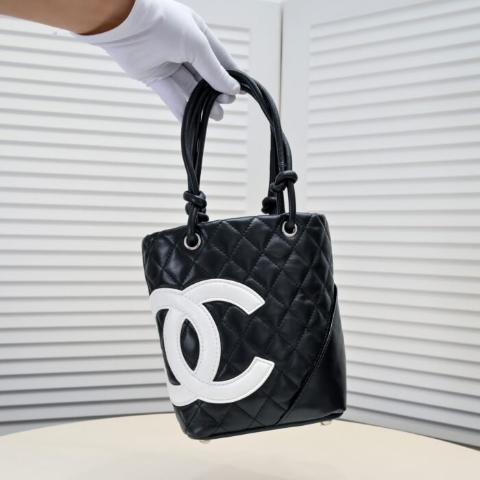 ⁦Chanel Ligne Cambon Mini Vintagep  Shoulder Bag Handbag⁩ - الصورة ⁦5⁩