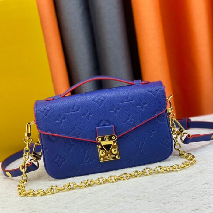 ⁦Louis Vuitton LV Pochette Métis East West Shoulder Bag⁩ - الصورة ⁦11⁩
