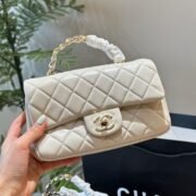 ⁦CHANEL HANDLE MINI CF Handbag⁩ - الصورة ⁦3⁩