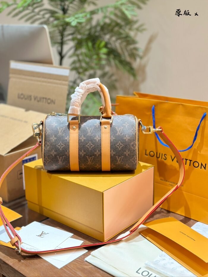 ⁦Louis Vuitton Speedy Shoulder Bag Handbag⁩ - الصورة ⁦7⁩