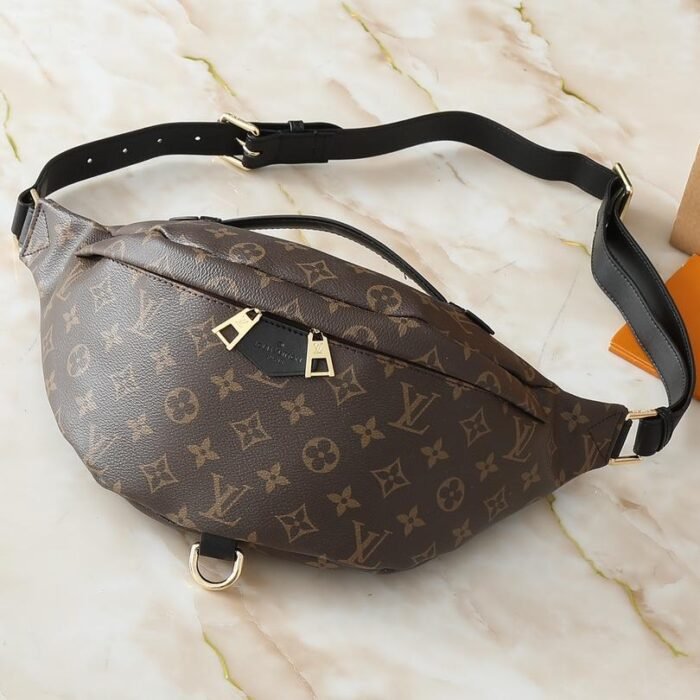 ⁦Louis Vuitton LV BUMBAG M44812 M44836 M43644 Crossbody bags handbags⁩ - الصورة ⁦7⁩