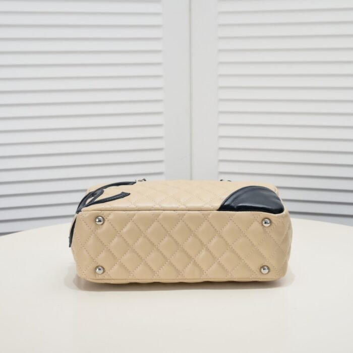 Chanel Ligne Cambon Bowling Bag Large Shoulder Bag Handbag - Image 4
