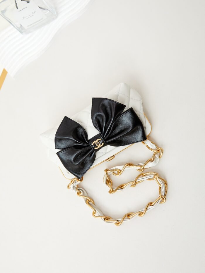 ⁦Chanel 10A Handbag Shoulder Bag Top Mirror Quality Version AP5127⁩ - الصورة ⁦7⁩