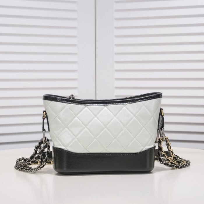 ⁦Chanel CC Gabrielle Tramp Bag Shoulder Bag Handbag⁩ - الصورة ⁦3⁩