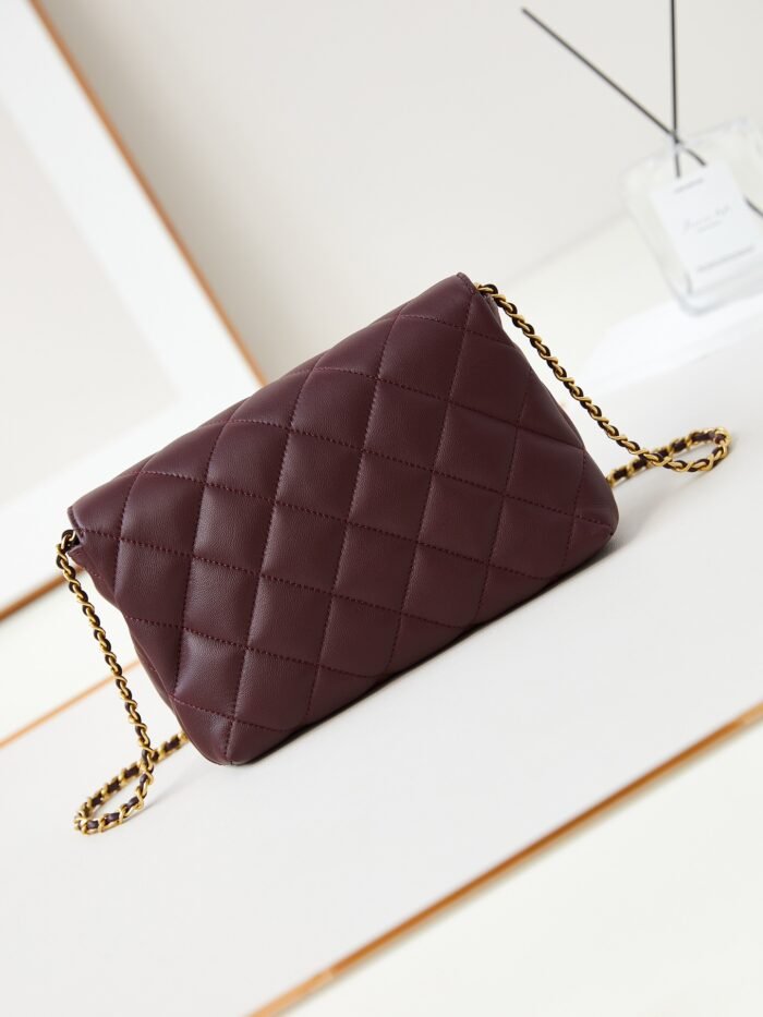 Chanel 10A Handbag Shoulder Bag Top Mirror Quality Version CHANEL AS5011 - Image 5
