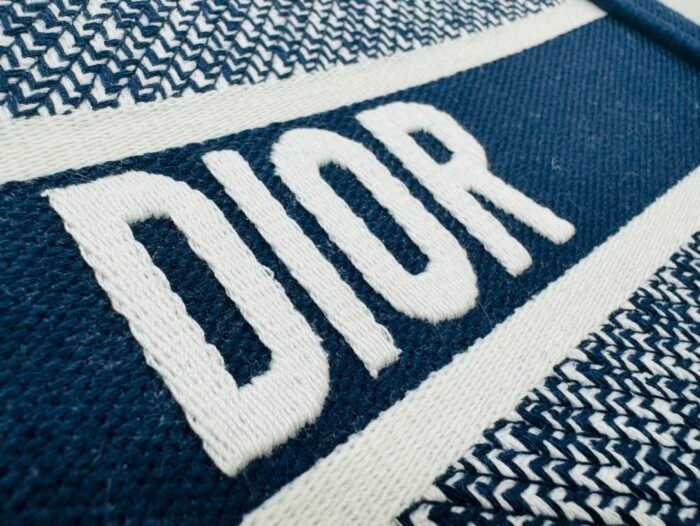 Dior Book Tote Embroider Medium Shoulder Bag Handbag - Image 6