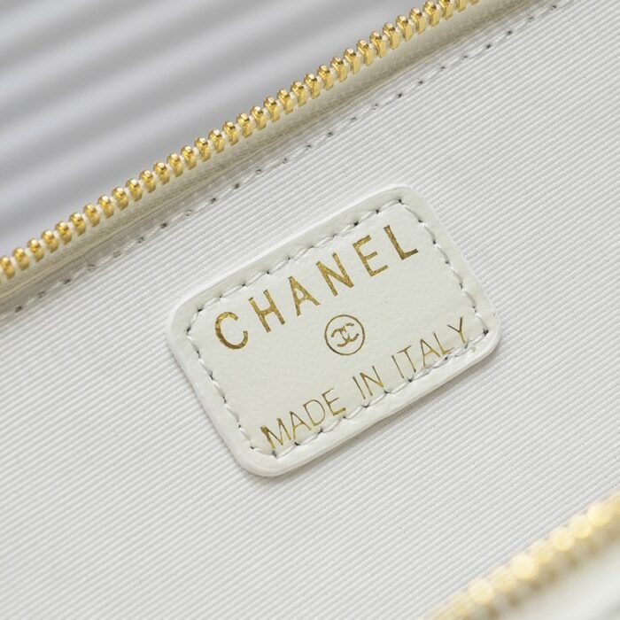 Chanel Golden·Ball Cosmetics Box Makeup  Bag  Shoulder Bag Handbag - Image 9
