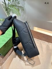 Gucci Cross Body Bag - Image 3