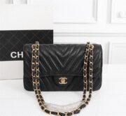 ⁦Chanel Clacssic Flap CF Chain Shoulder Strap Bag⁩ - الصورة ⁦2⁩