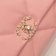 ⁦Chanel Lambskin Quilted Large19 Flap Shoulder Bag Handbag⁩ - الصورة ⁦6⁩