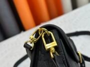 Louis Vuitton Diane M46386 M45985 Shoulder Bag Handbag - Image 6