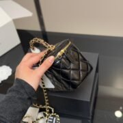 Chanel With Cosmetic Mirror Cosmetic Bag Shoulder Crossbody Handbag - Image 7