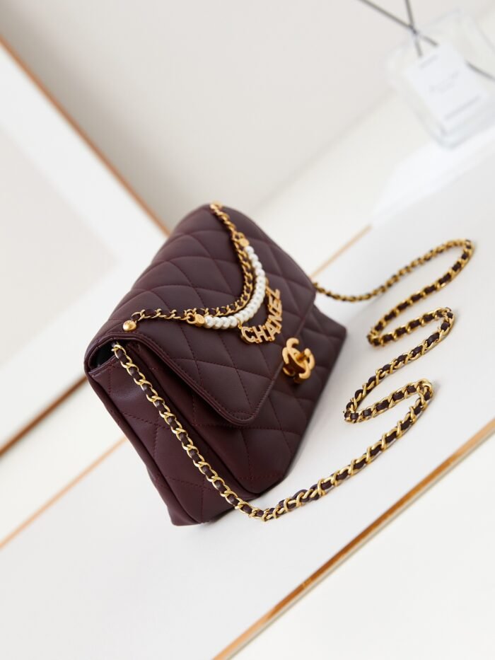 Chanel 10A Handbag Shoulder Bag Top Mirror Quality Version CHANEL AS5011 - Image 3