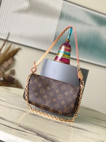 Louis Vuitton Pochette Shoulder Bag Handbag  10A Quality