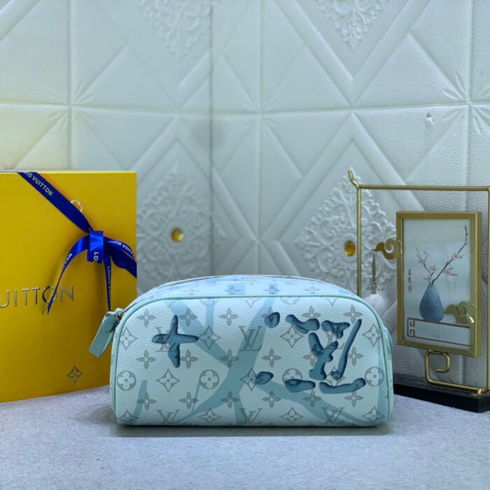 Louis Vuitton LV  Cosmetics Pouch Toiletry Bag Leather Handbag  Shoulder Bag - Image 12
