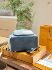 ⁦Louis Vuitton Denim Backpack Bag⁩ - الصورة ⁦7⁩