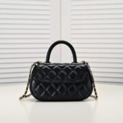 ⁦Chanel Coco Handle Shoulder Bag Handbag⁩ - الصورة ⁦3⁩
