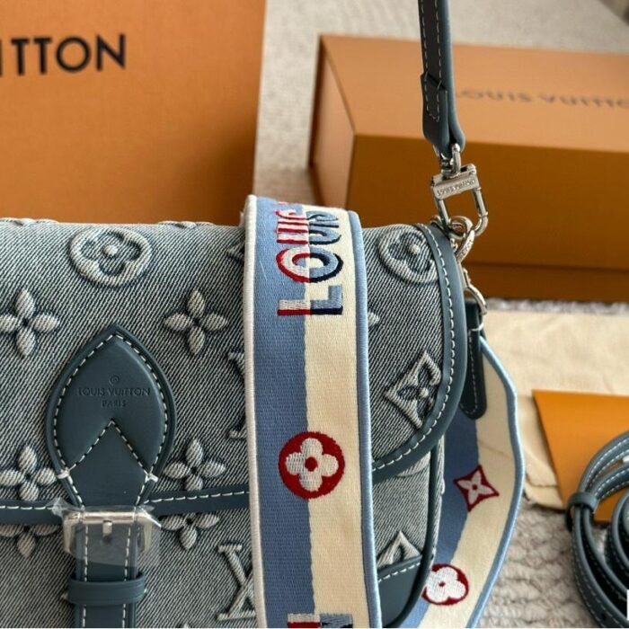 Louis Vuitton LV Diane Shoulder Bag Crossbody Bag Tote bag - Image 2