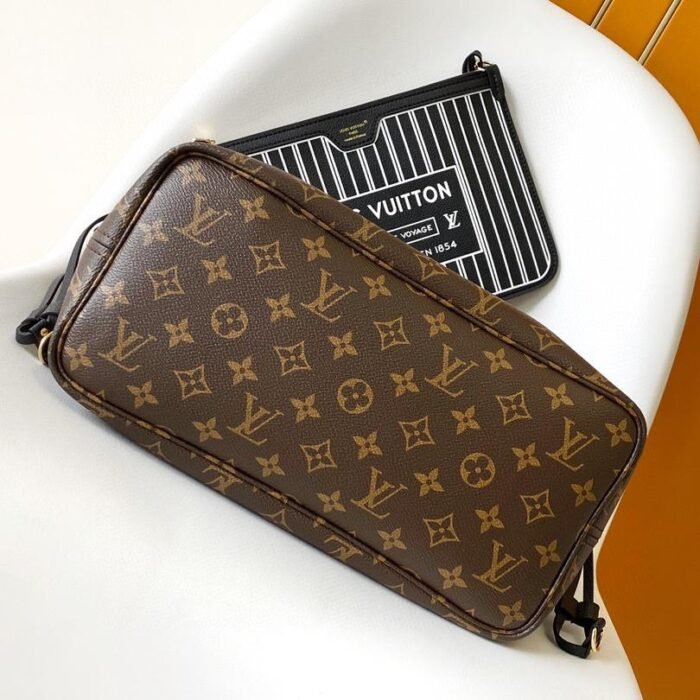 ⁦Louis Vuitton LV New Neverfull Reversible inside Out MM Bag M11946 10A Quality⁩ - الصورة ⁦5⁩