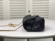 ⁦Chanel Cross Body Metal Ball Chain Shoulder Bag Handbag⁩ - الصورة ⁦2⁩