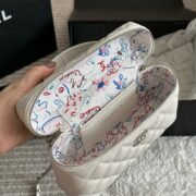 Chanel 25C Shoulder Satchel Handbag - Image 9