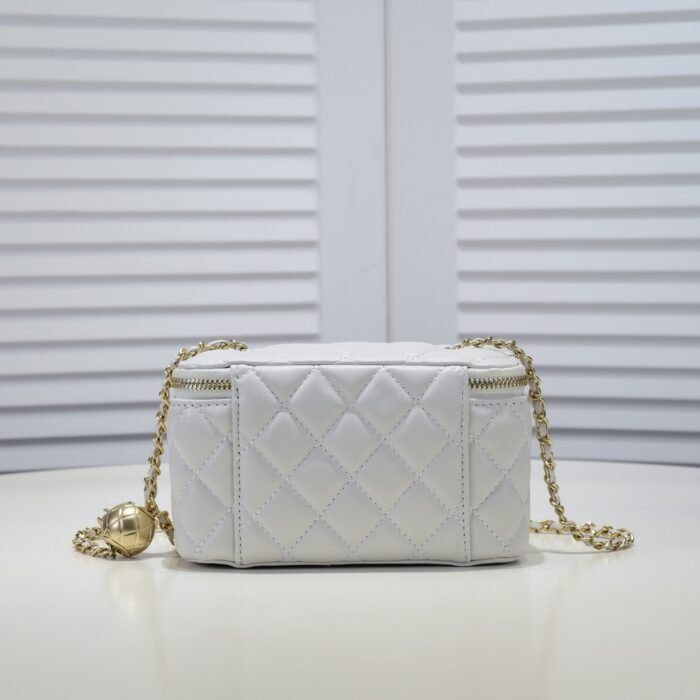 Chanel  Golden·Ball Makeup Box Bag  Shoulder Bag Handbag - Image 3